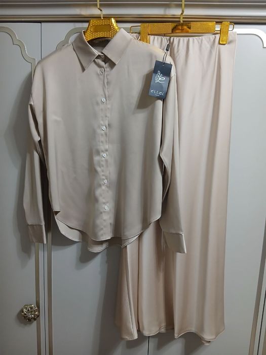 Двойка йенги 300.000