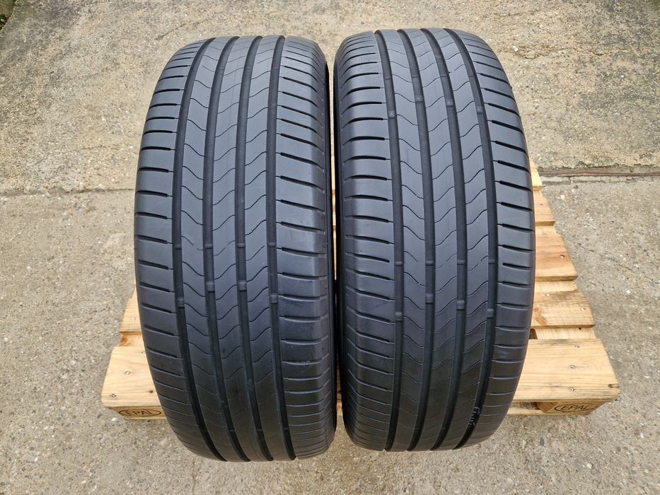 2anvelope vara 225 60 18 Bridgestone(profil 50% dot 2024)