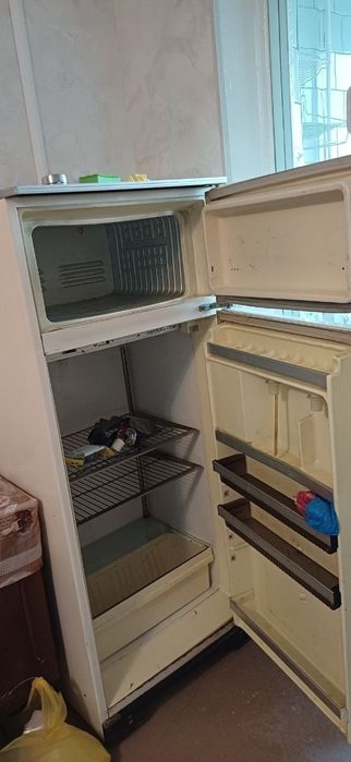 Продается холодильник