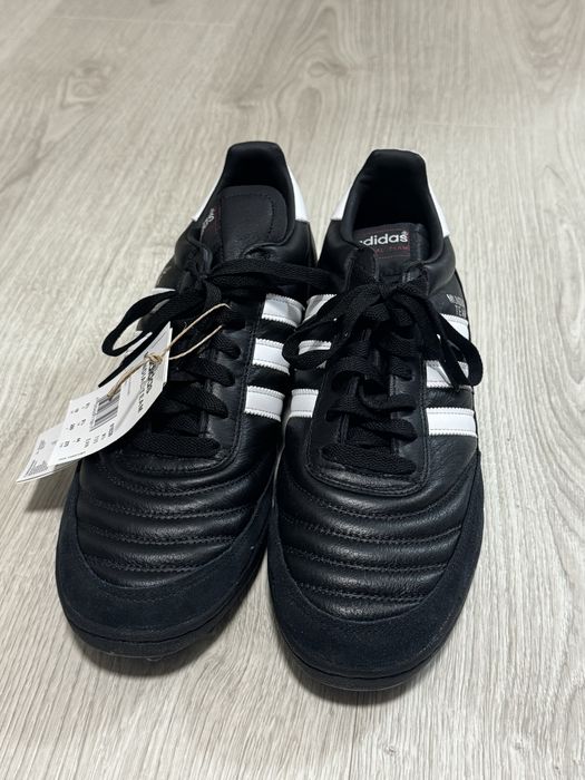 Футболни обувки ADIDAS