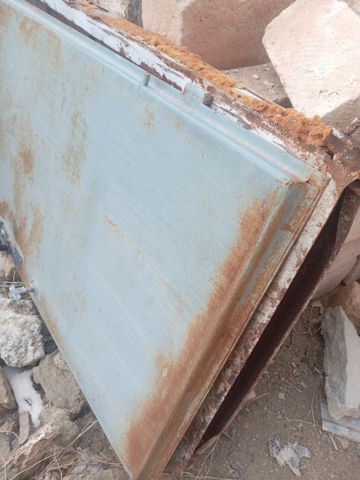 Темір есік сатылады