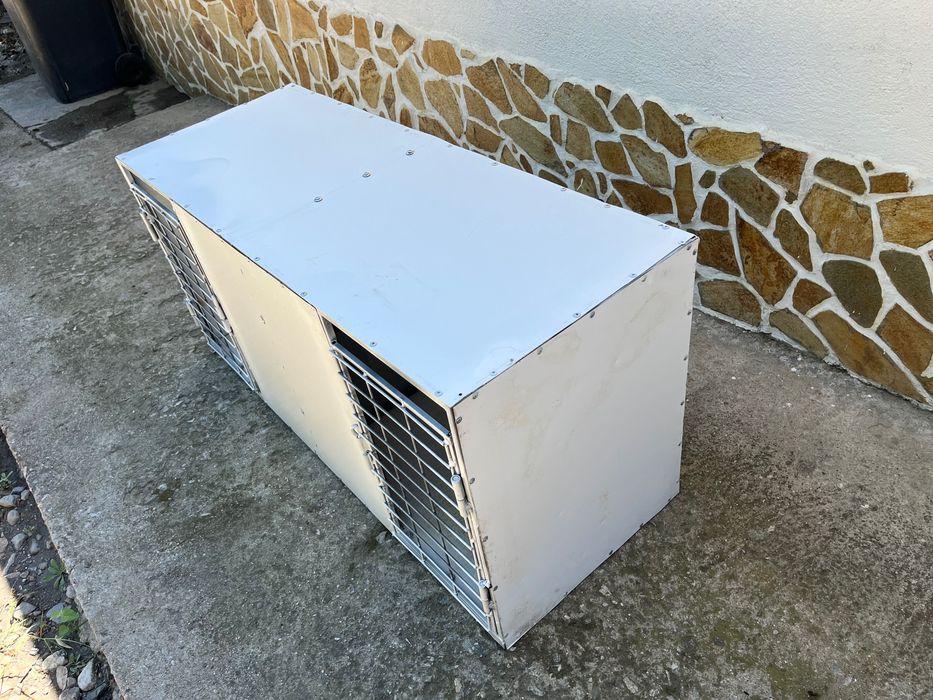 Транспортна клетка за кучета