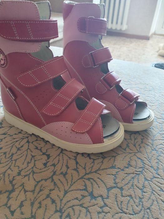 Продам ортопедический обувь