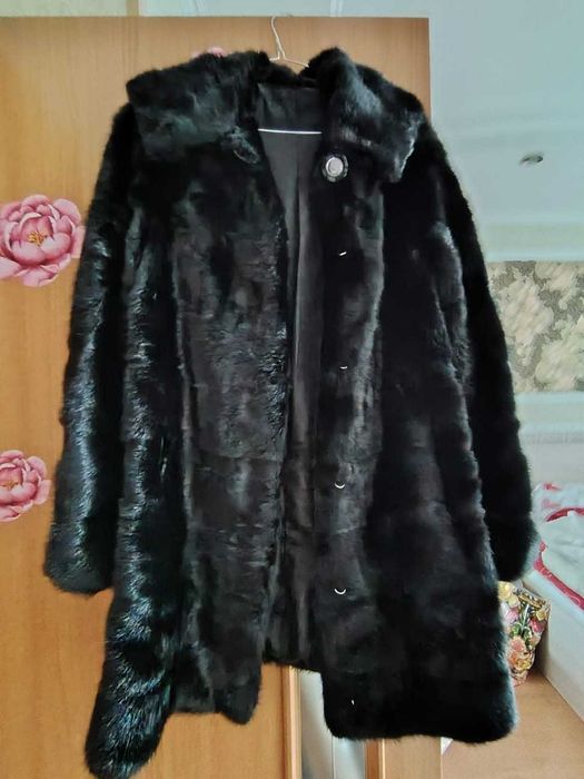 Продам норковую шубу