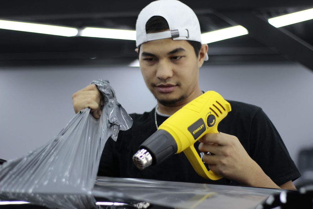 Професиональная оклейка авто. Многолетний опыт с премиальными машинами