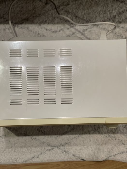 Микровълнова фурна Gorenje MO20MW, 700 W, 20 л, Бяла