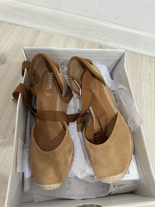 Босоножки Geox 37 размер