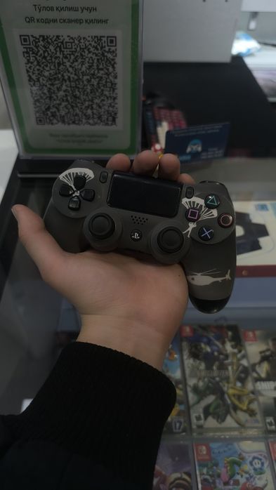 Джостик для PS 4.