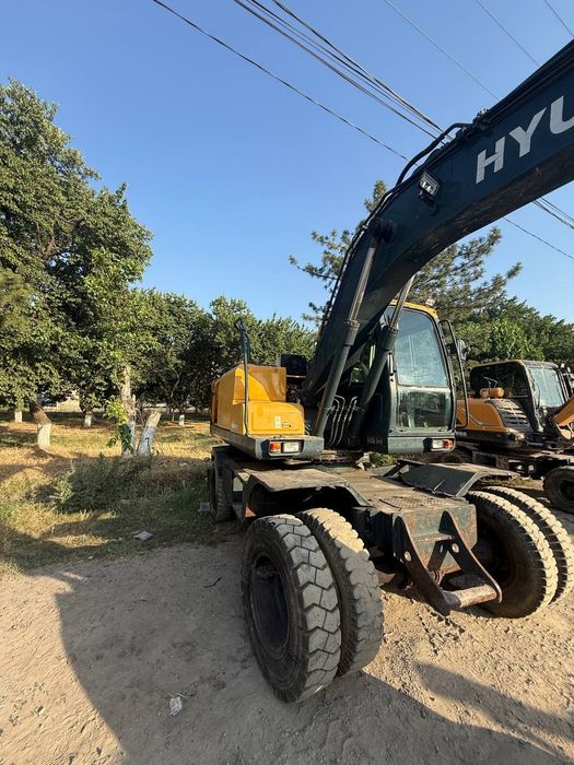 Ekskavator sotiladi 140 talik