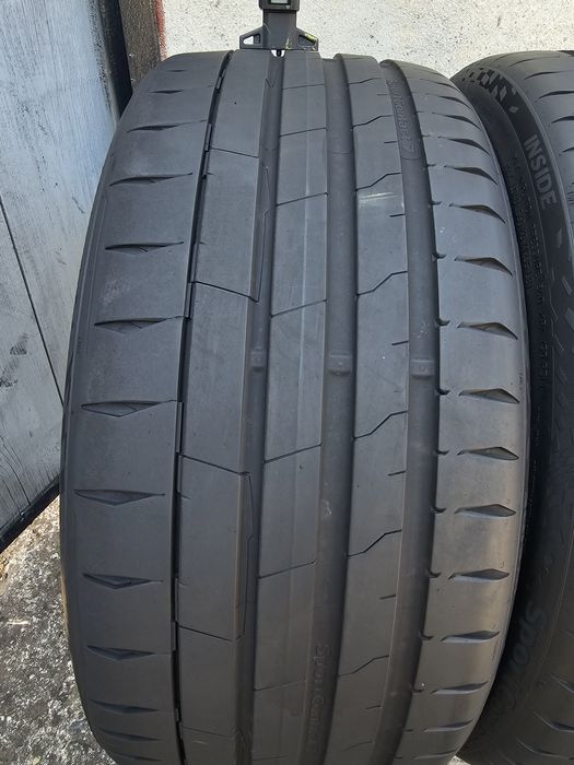 Vând două anvelope de vara continental  225 35 19 dot 0922