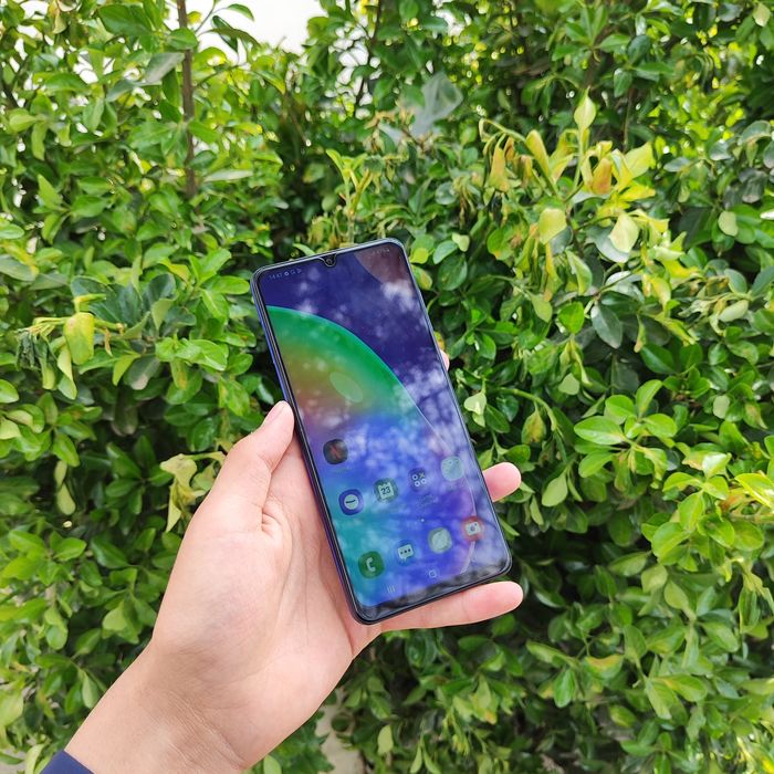 Samsung Galaxy A31 dastafka bor