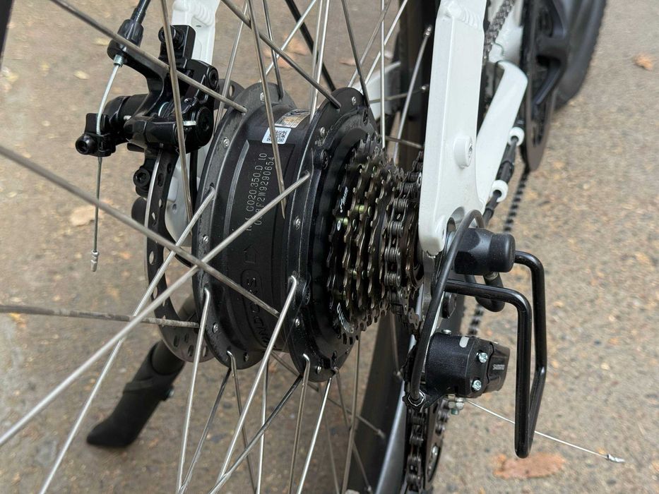 Складной Новый электровелосипед.