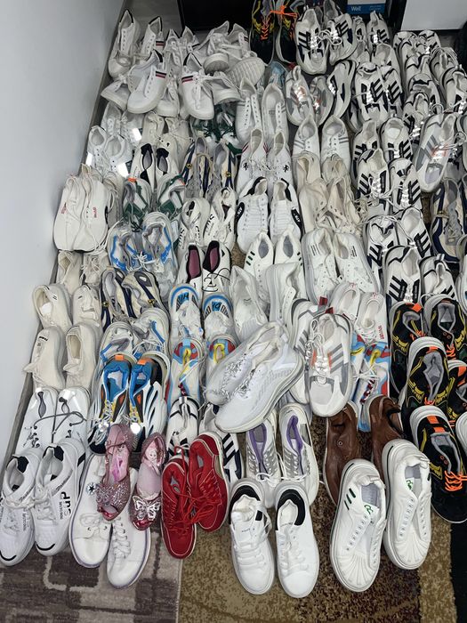 Lot adidasi, diferite modele