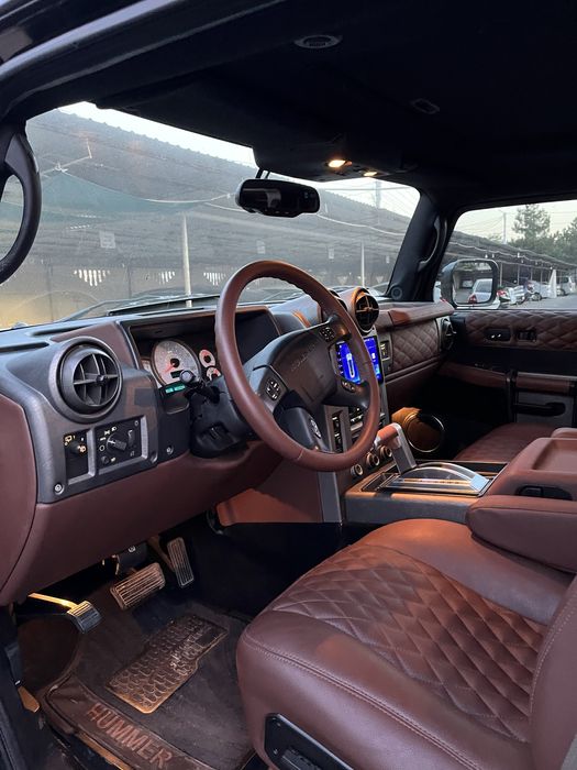 Hummer H2 (Original American)