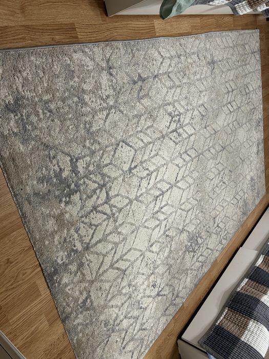 Продам ковер 2,3*1,5 м