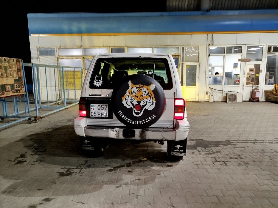 Паджера. 2  2.5 литр