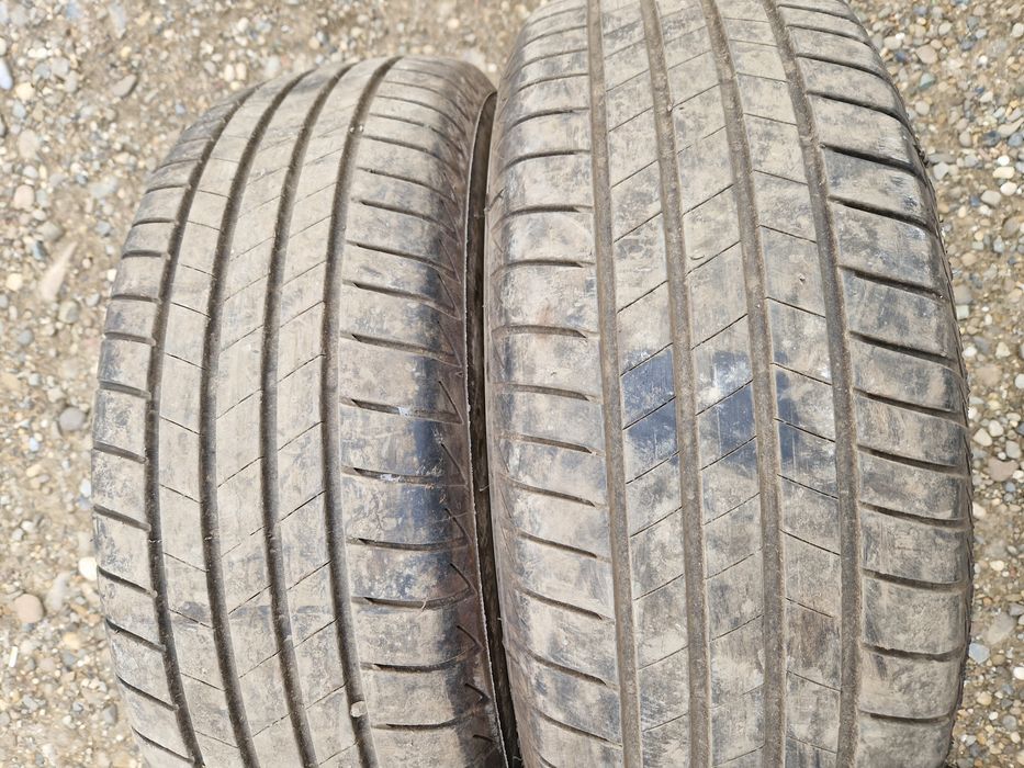 Anvelope Bridgestore 2022 215/65R16