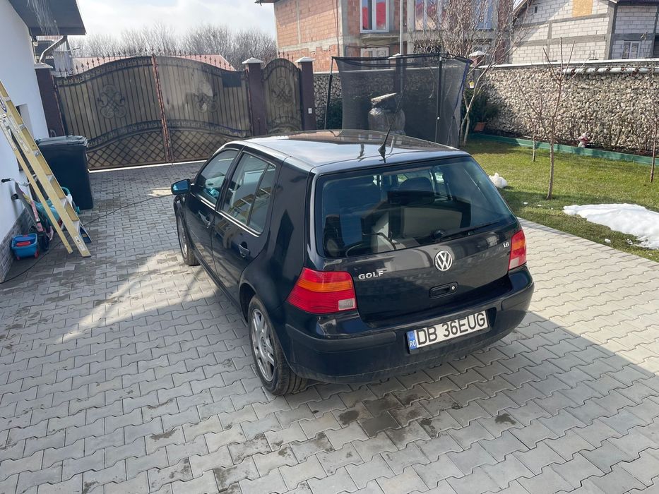 VOLKSWAGEN Golf 2000 — imagine 2