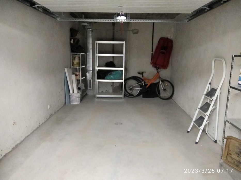 Дава се под наем Гараж / Паркомясто в София, Овча купел 1 - 18 кв.м за 96.9 € - Снимка #2