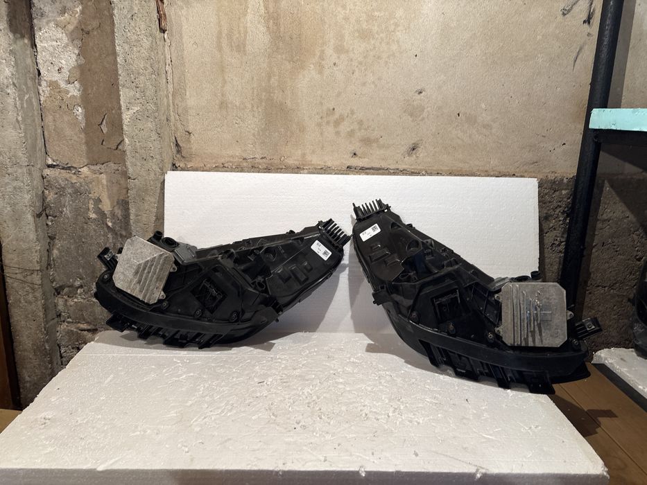 Комплект фарове Tesla 3/Y