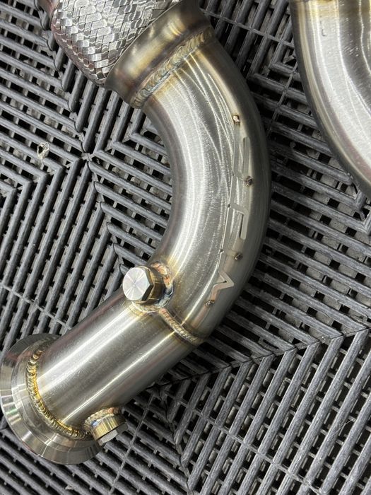 Downpipe vrsf / x5/x6 m50i  550i