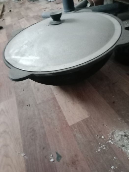 Казан чугунная..
