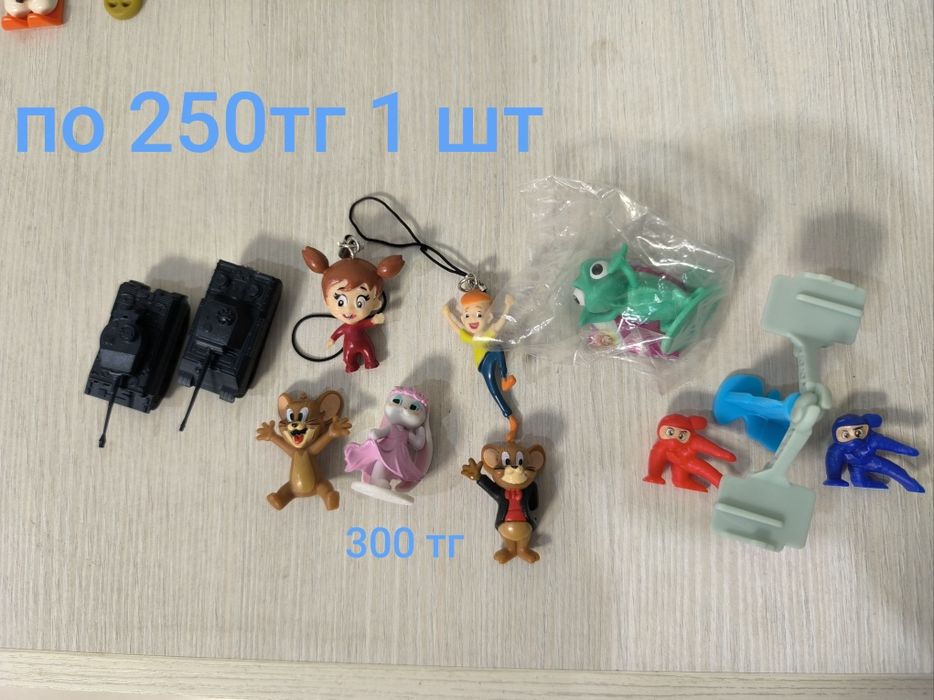 Продам игрушки Киндер сюрприз и др