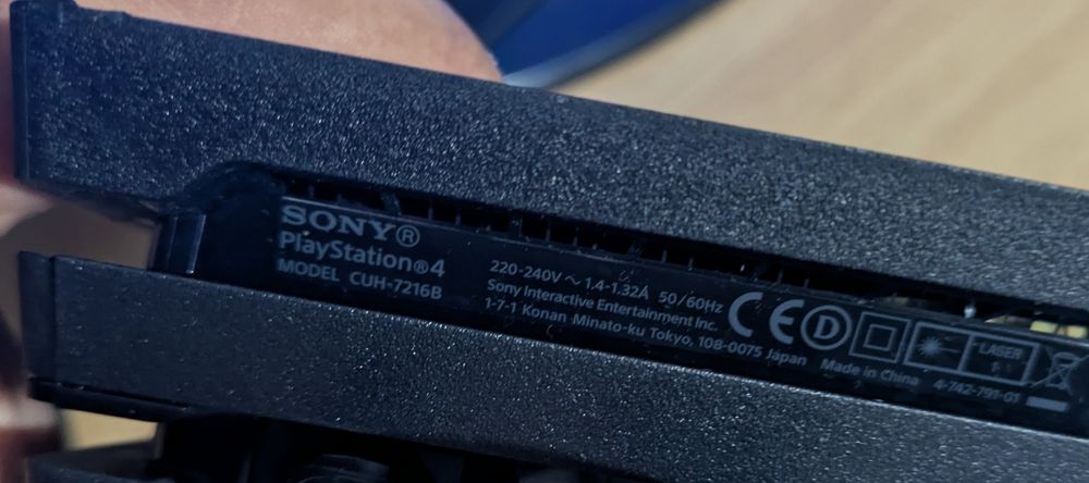 PlayStation 4 Pro 1Tb