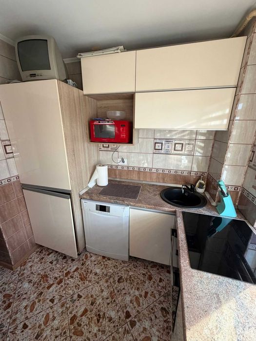Vand apartament 4 camere, loc de parcare, mobilat, etaj 3 - Gavana II
