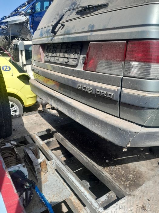 Продавам пежо 405 на части