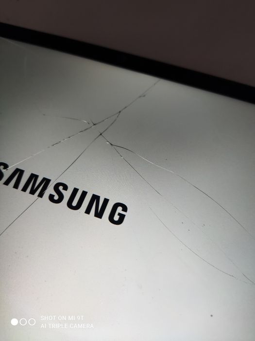 Продам планшет samsung tab a7
