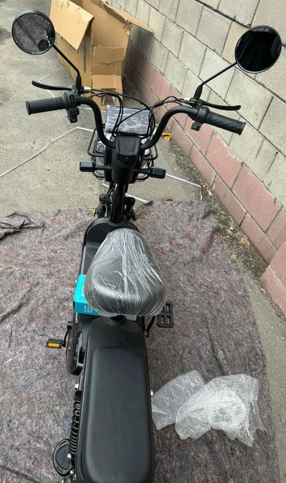 В наличии электронные велосипеды