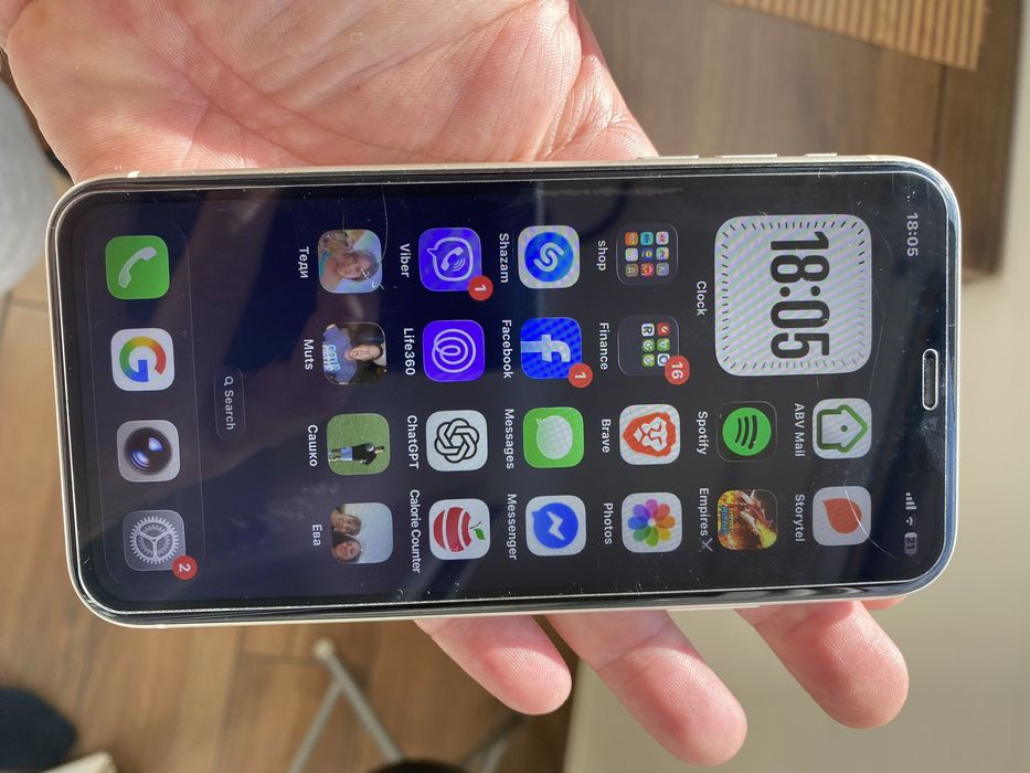 Iphone 11 128gb в перфектно състояние