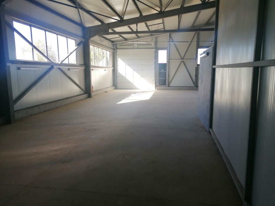 Дава се под наем Промишлена сграда в Разград, Абритус - 350 кв.м за 928.2 € - Снимка #4