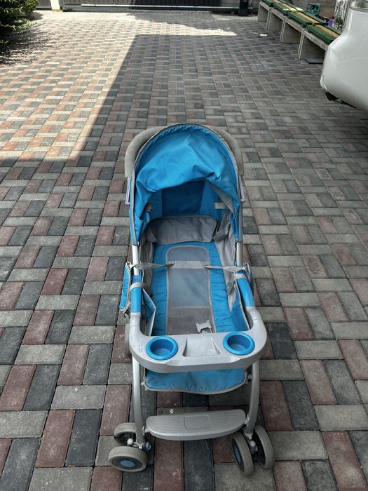 Продам летнюю коляску