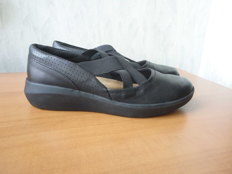 N37,5 Clarks/естествена кожа/дамски обувки