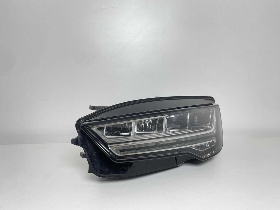 Ляв фар за AUDI A7 4G