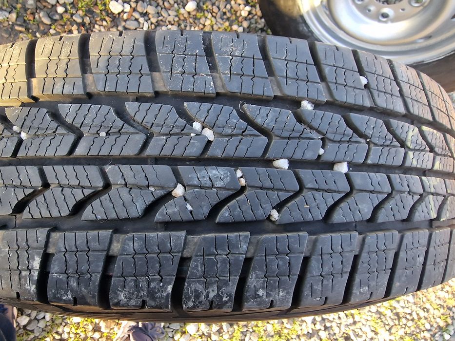 Гуми 215.75.16C с джанти 5.130 за ДукатоДукато