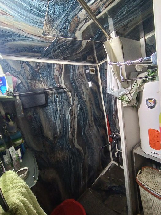 Срочна Мироботда ховли сотилади 31.6 кв котта ёлга якин жойлашган