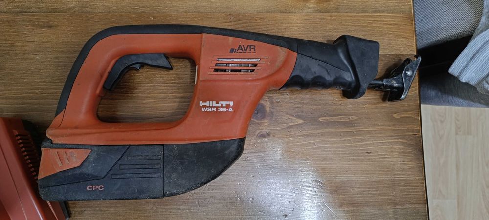 HILTI WSR 36-A Саблен трион