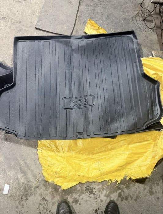 Продам коврики на Hyundai ix 35