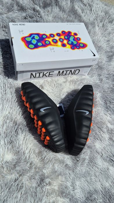 Nike Mind 001 Black Chrome 44