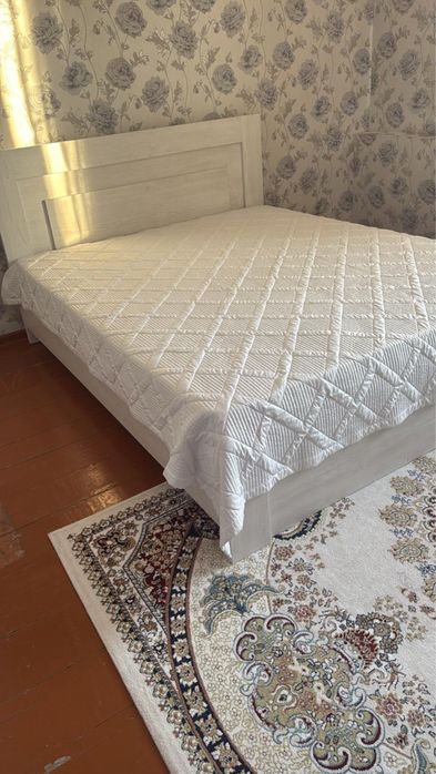 Спальный гарнитур !