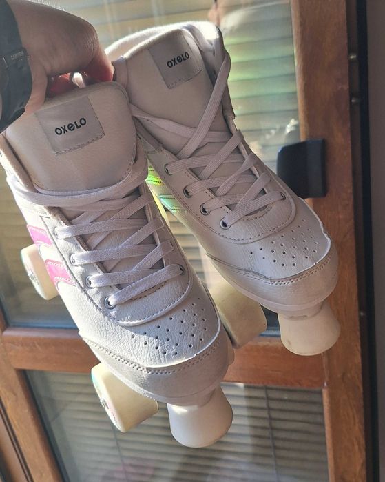 Продавам детски ролкови кънки