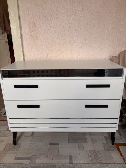 Комод почти новая