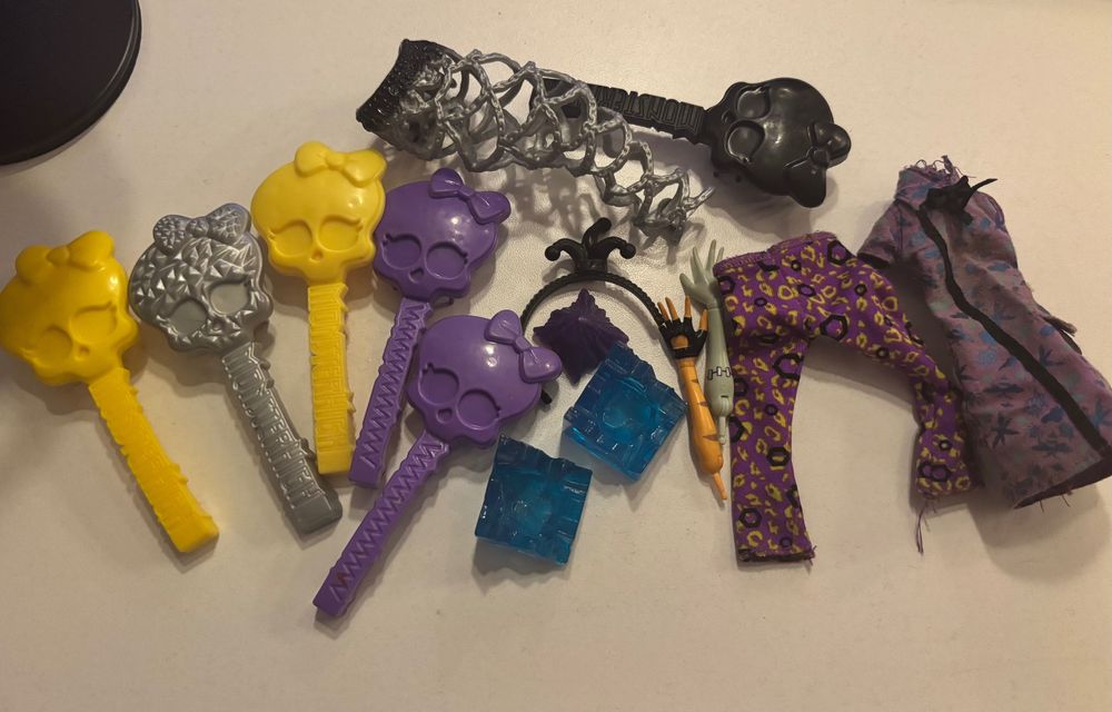аксессуары monster high