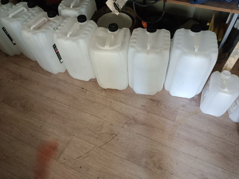 Канистра пласстиковая 20л