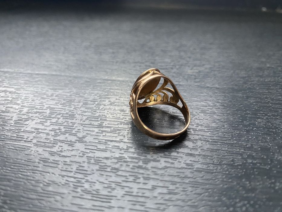 Тилла узук аеллар тақинчоғи