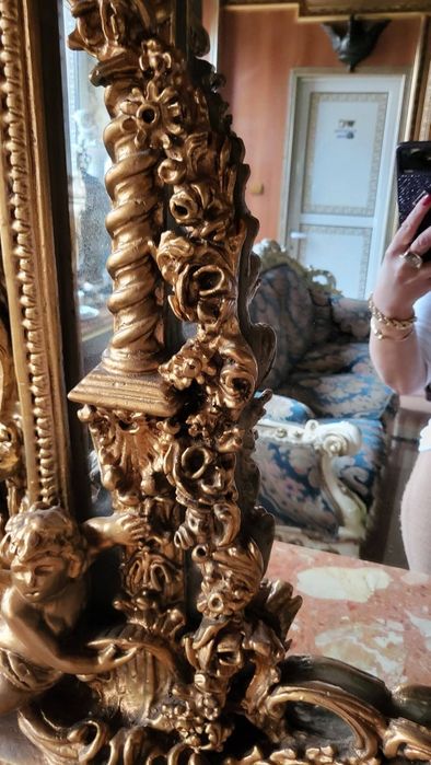 Конзолна маса. Внос от Италия