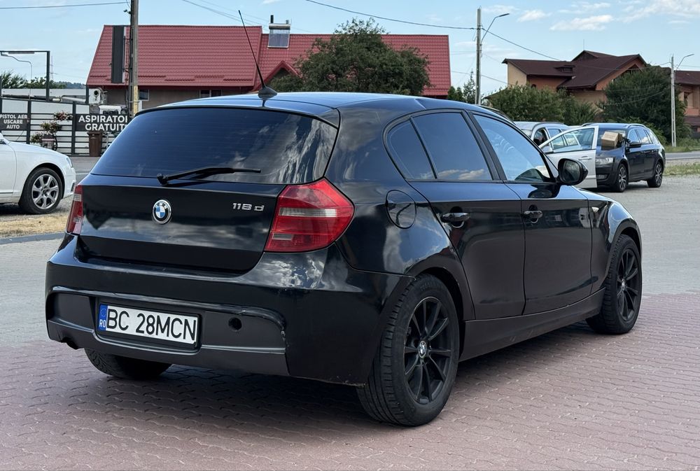 BMW 1 Series 2010 — imagine 3